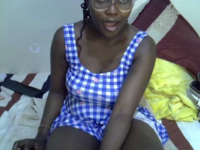 Ebonysonya2, en directo ahora en BongaCams