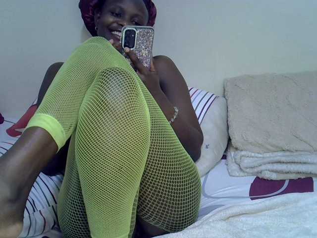 Sweetsonya2 live cam preview