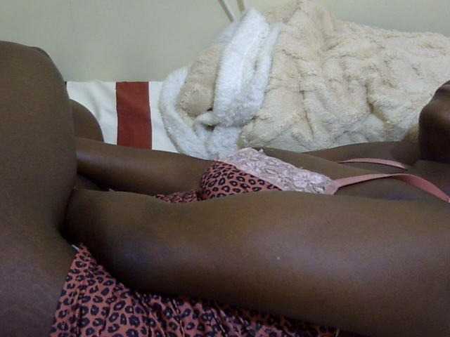 Ebonysonya2 live cam on BongaCams