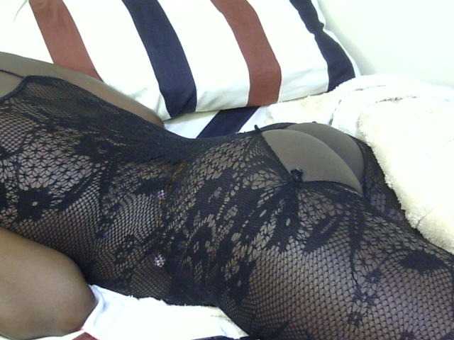 Ebonysonya2 live cam