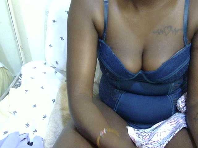 Ebonysonya2
