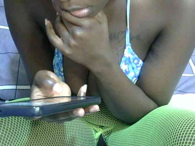 Sweetsonya2 webcam