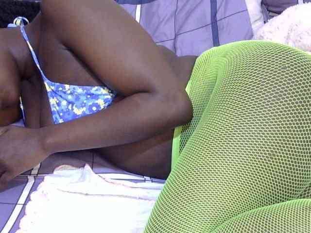 Sweetsonya2 webcam