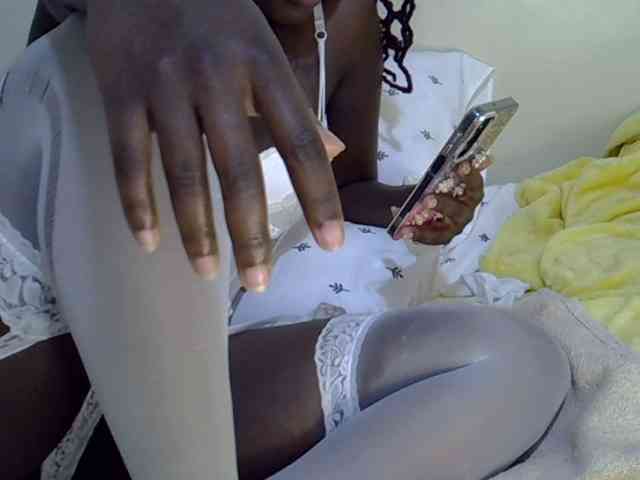 Ebonysonya2 Ebonysonya2