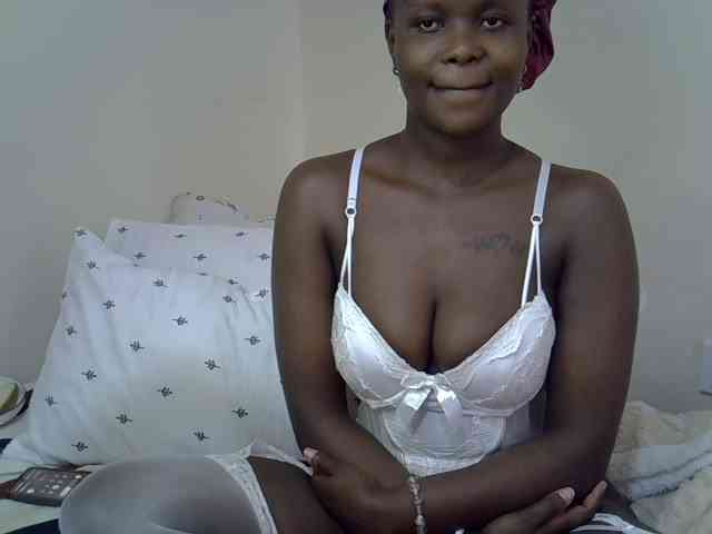Ebonysonya2