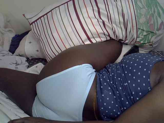 Ebonysonya2