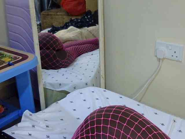 Sweetsonya2 webcam
