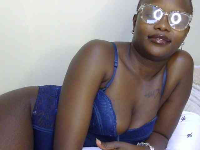 Ebonysonya2