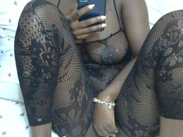 Ebonysonya2