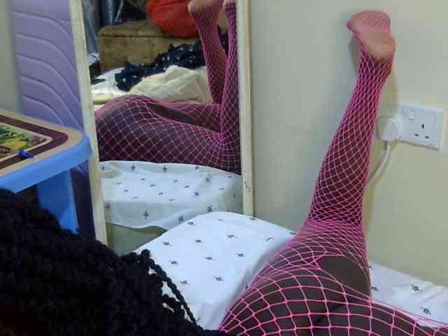 Sweetsonya2 webcam