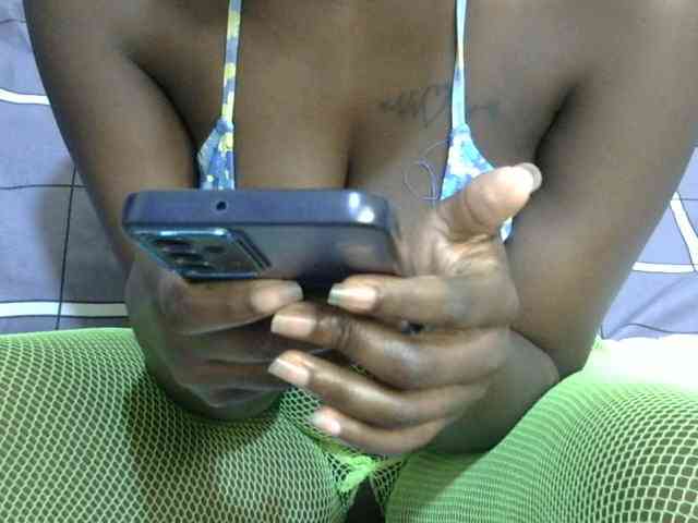 Sweetsonya2 webcam