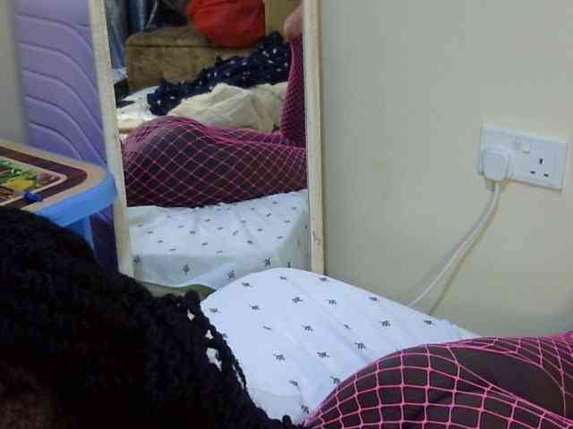 Sweetsonya2 webcam