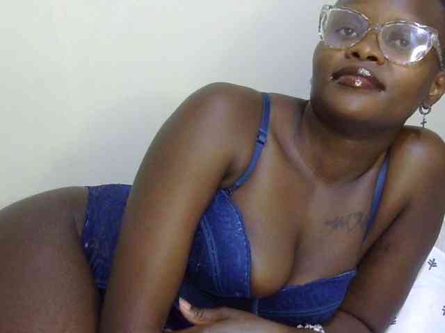 Sweetsonya2 webcam