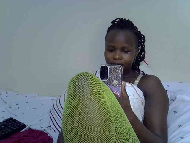 Sweetsonya2 webcam
