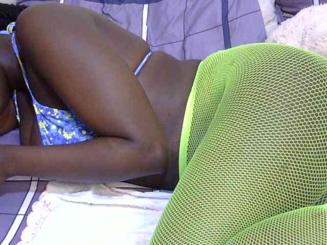 Sweetsonya2 webcam