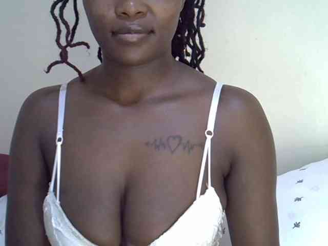 Ebonysonya2