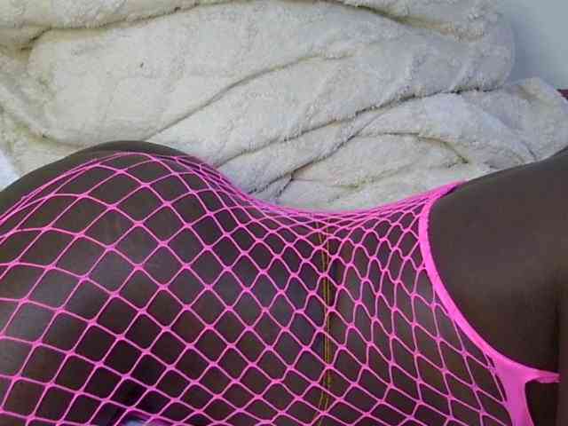 Ebonysonya2