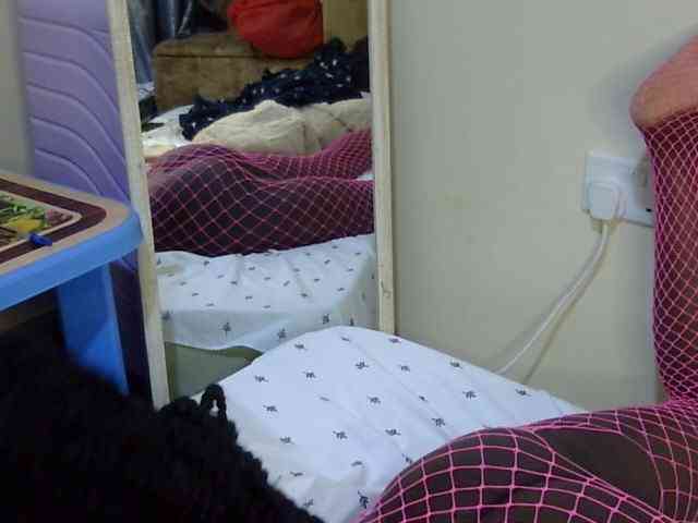 Sweetsonya2 webcam