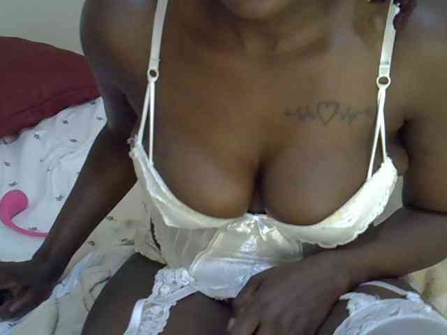 Ebonysonya2