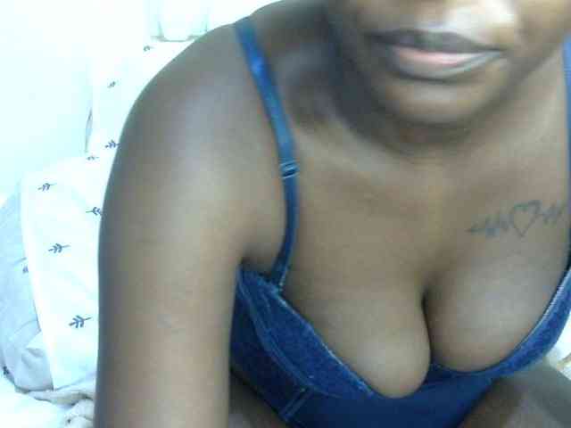 Ebonysonya2