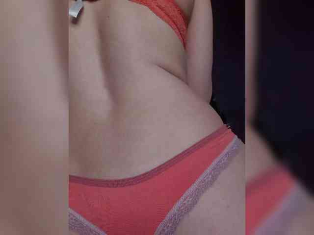 analiMilana webcam