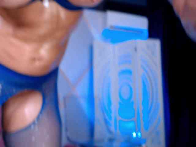 OksanaOcean webcam