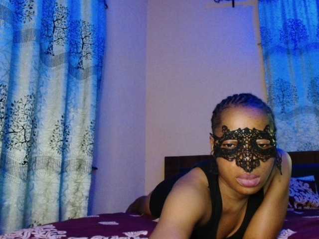 Joygiver01 live cam on BongaCams