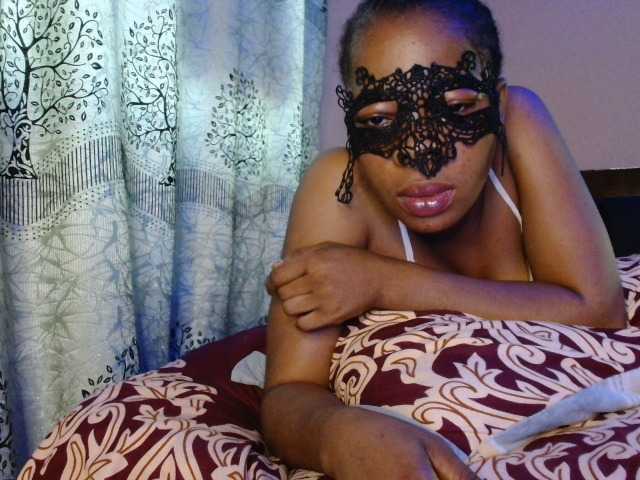 Joygiver01 live cam on BongaCams