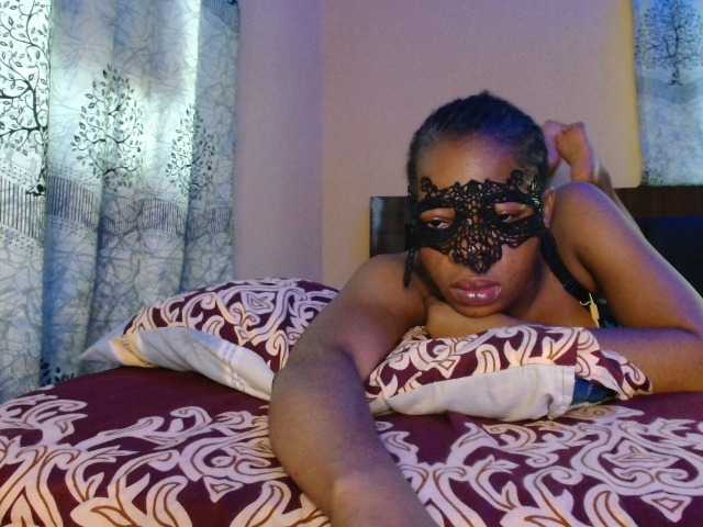 Joygiver01 live cam on BongaCams