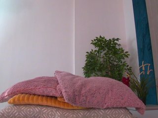 Foxxxy-MILF Porn Show
