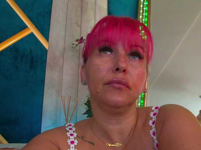 Foxxxy-MILF