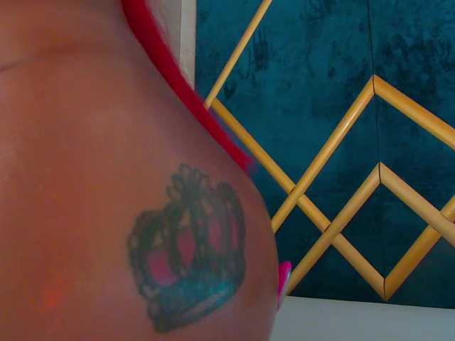 Foxxxy-MILF