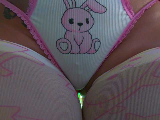 Foxxxy-MILF