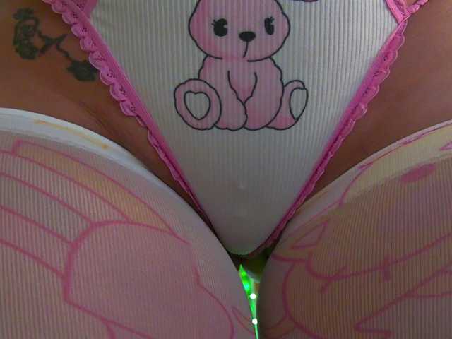 Foxxxy-MILF