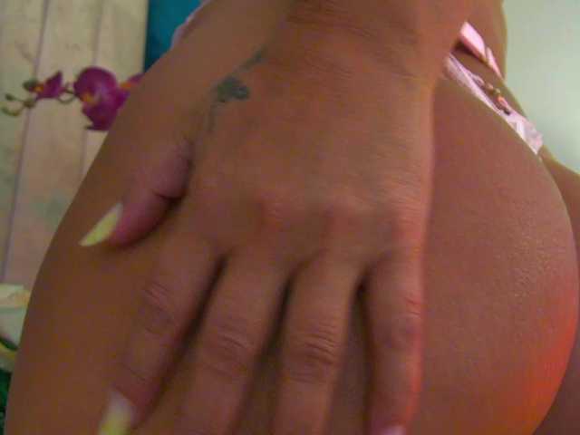 Foxxxy-MILF