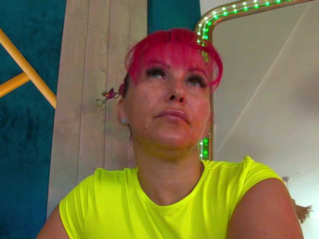 Foxxxy-MILF