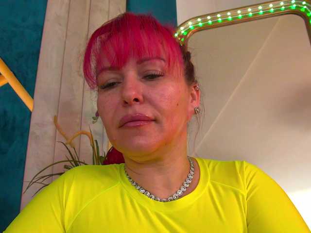 Foxxxy-MILF