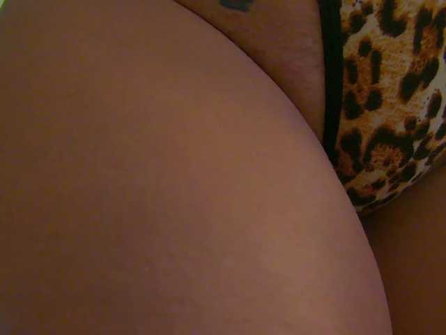 Foxxxy-MILF