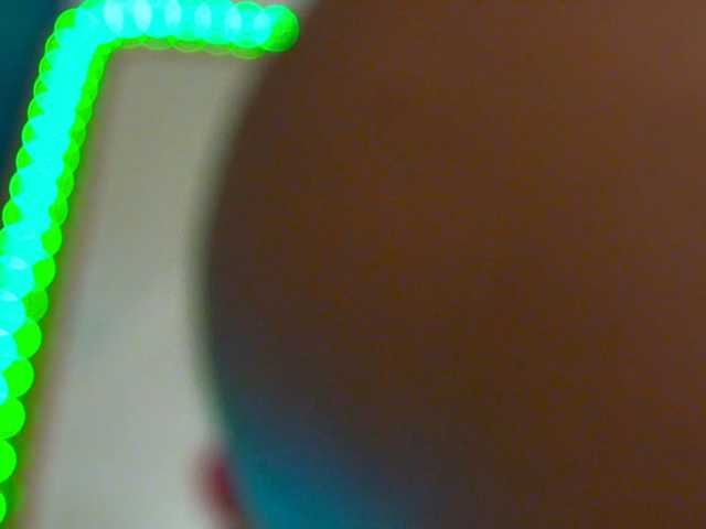 Foxxxy-MILF, live now on BongaCams