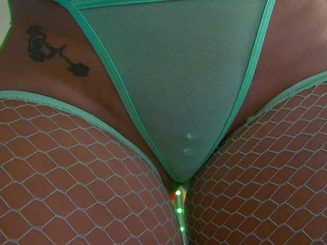 Foxxxy-MILF