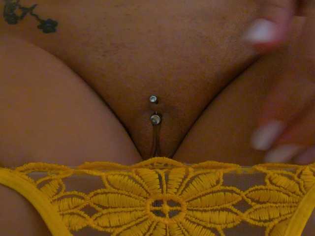 Foxxxy-MILF