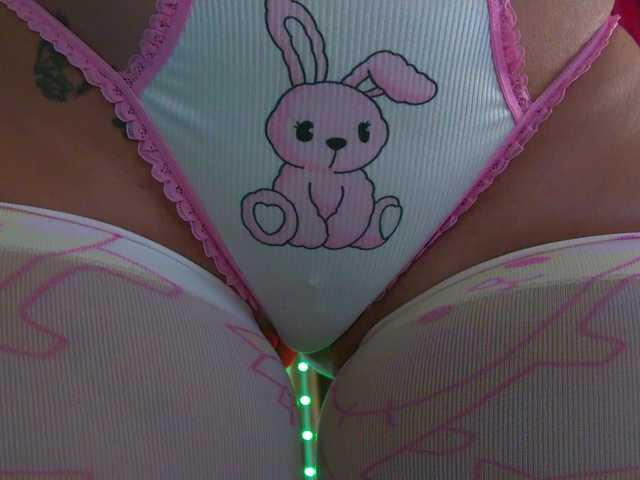 Foxxxy-MILF