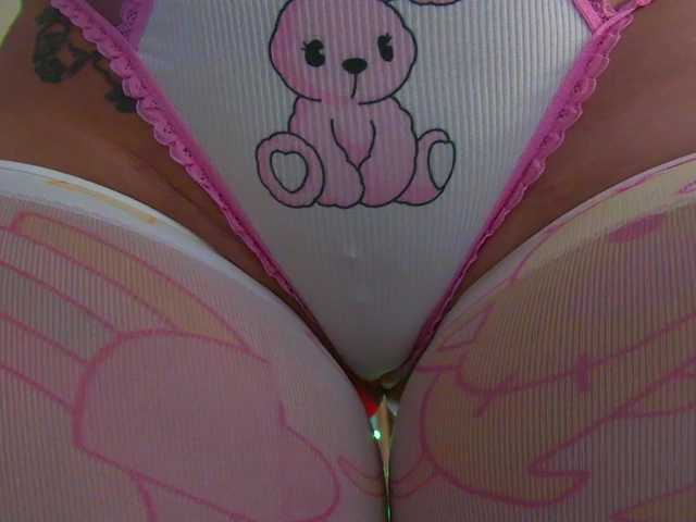 Foxxxy-MILF
