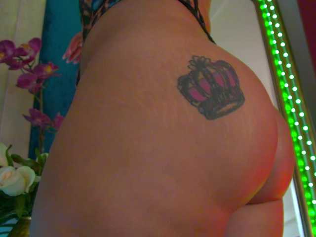 Foxxxy-MILF
