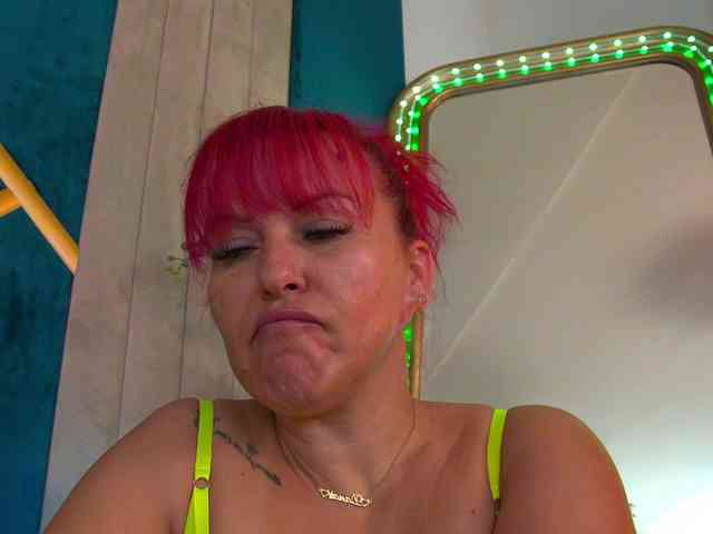 Foxxxy-MILF webcam