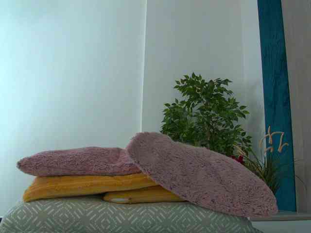 Foxxxy-MILF webcam