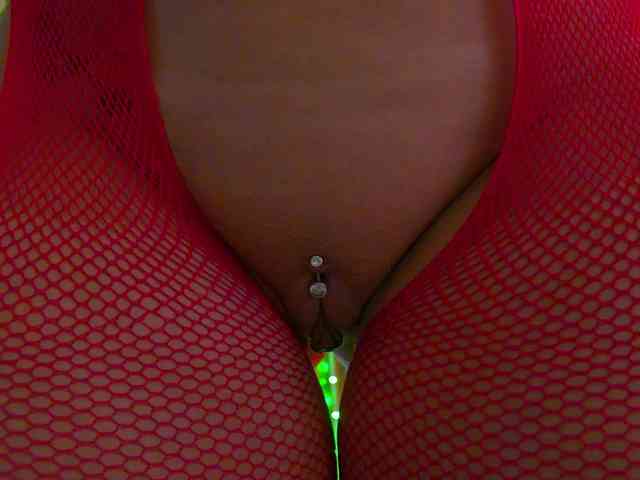 Foxxxy-MILF webcam