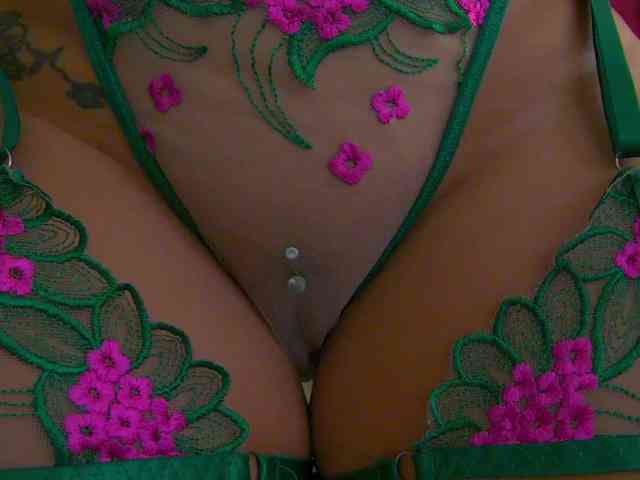 Foxxxy-MILF