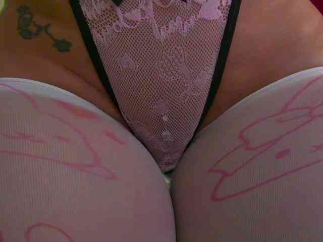 Model: Foxxxy-MILF