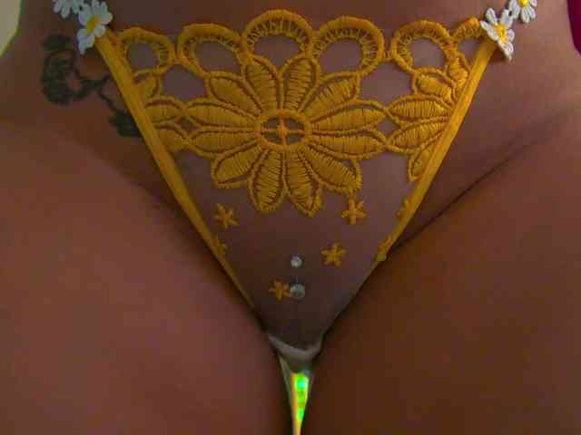 Foxxxy-MILF webcam